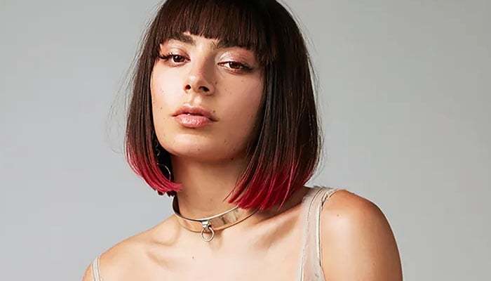 Charli XCX adds special surprise to her ‘SWEAT tour