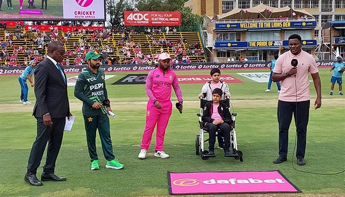 Pakistan and South Africa skippers during the toss on December 22, 2024. — Facebook/@PakistanCricketBoard