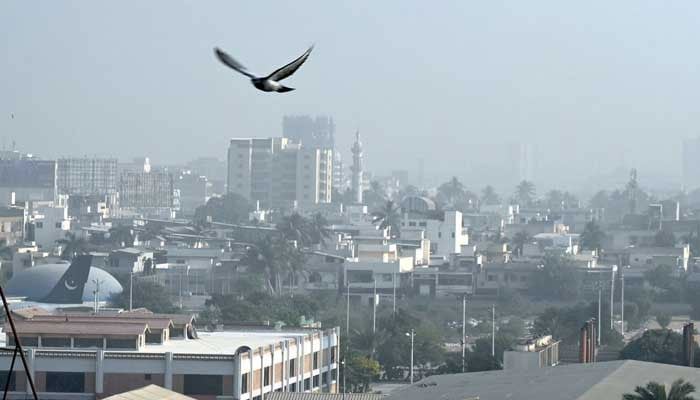 Strong winds to hit Karachi on Dec 24-25