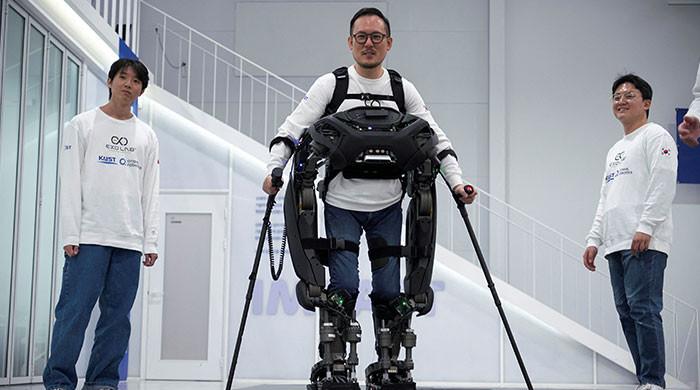 South Korean team develops ‘Iron Man’ robot that helps paraplegics walk