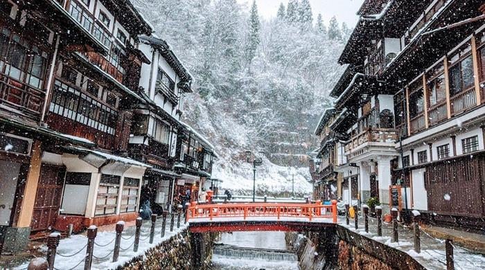 Picturesque tourist spot in Japan limits day trippers