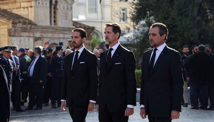 Greece's former royal family regains their Greek citizenship