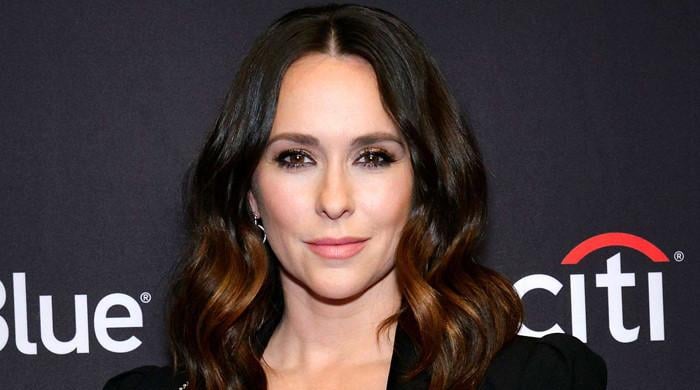 Jennifer Love Hewitt details ‘acceptance’ amid ‘hard’ online hate