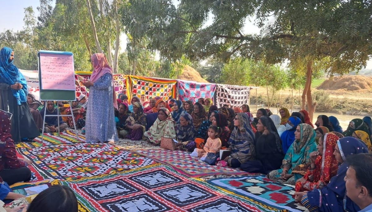 Women are receiving a training in the Thatta district. — SRSO/LinkedIn