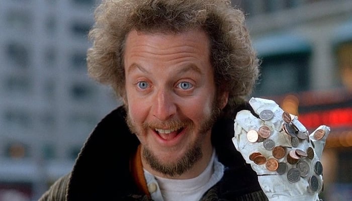 Daniel Stern looks back at fond memories from Home Alone 2 set