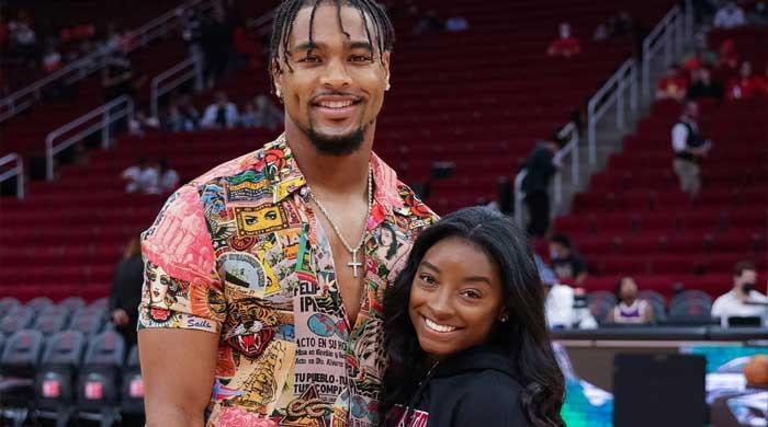 Simone Biles reveals one thing Jonathan Owens is better at in their marriage