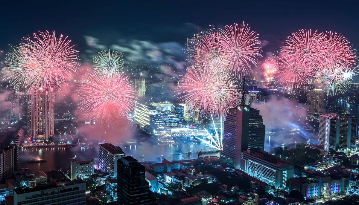 Fireworks explode during New Year celebrations in Bangkok, Thailand, January 1. — Reuters