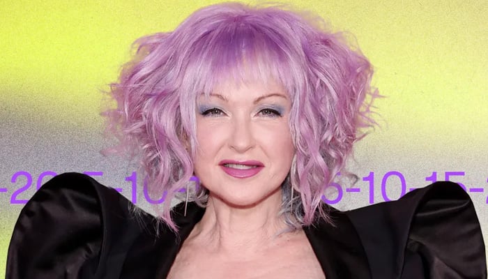 Cyndi Lauper fans react to her recent embarrassing controversy