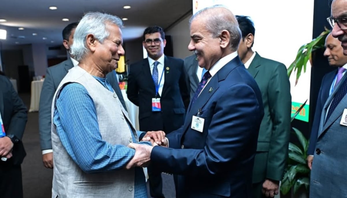 Chief Advisor (Head of Government) of the Interim Government of Bangladesh, Dr Muhammad Yunus greets Prime Minister Muhammad Shehbaz Sharif at the reception to commemorate 50th Anniversary of Bangladesh’s membership in the United Nations on September 25, 2024. — Instagram/@shehbazsharif