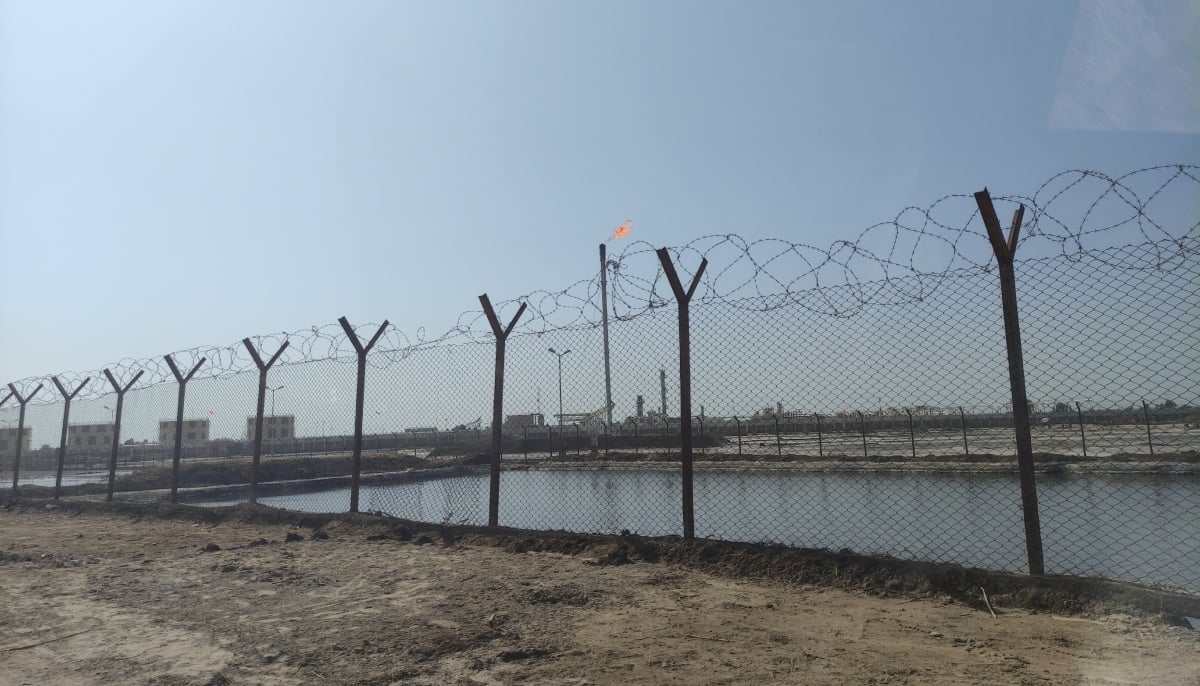 Fencing around a gas field in Sanghar. — Photo by TKF via author