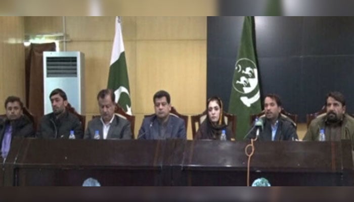 Former members of the Balochistan Liberation Army along with government officials address a joint press conference in Quetta on January 24, 2025. — APP