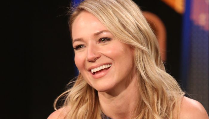 Jewel responds to backlash over Robert F. Kennedy ball