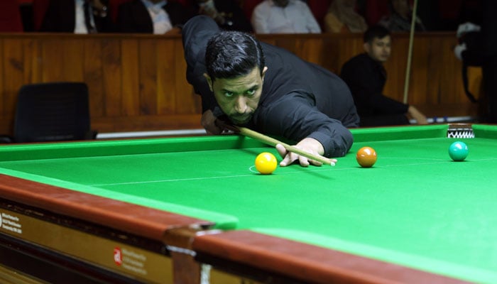 Pakistans Mohammad Asif in action during 3rd SAARC Snooker Championship in Colombo, Sri Lanka on January 7, 2025. — Facebook.com/Billiards & Snooker Association of Sri Lanka