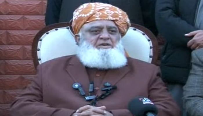 JUI-F Chief Maulana Fazlur Rehman addressesing press conference in Dera Ismail Khan on January 25, 2025. — Screengrab via Geo News