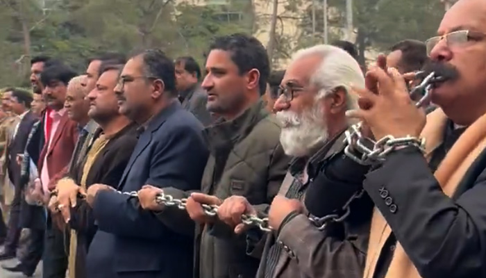 Journalist bodies and civil society members hold a protest against Peca Amendment Bill 2025 in Islamabad, on January 28, 2025. — Screengrab/X/@UsamaKhilji