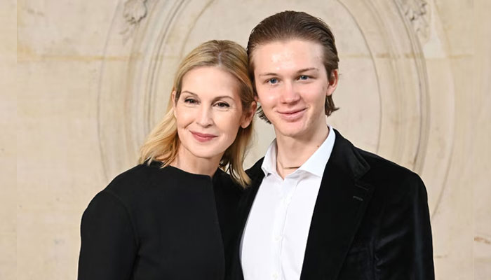 Kelly Rutherford makes rare appearance with son Hermes after $2M custody battle