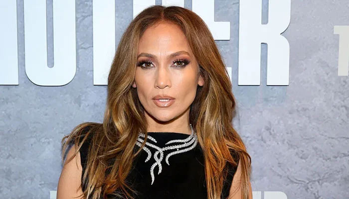 Jennifer Lopez expresses gratitude to fans for keeping her inspired