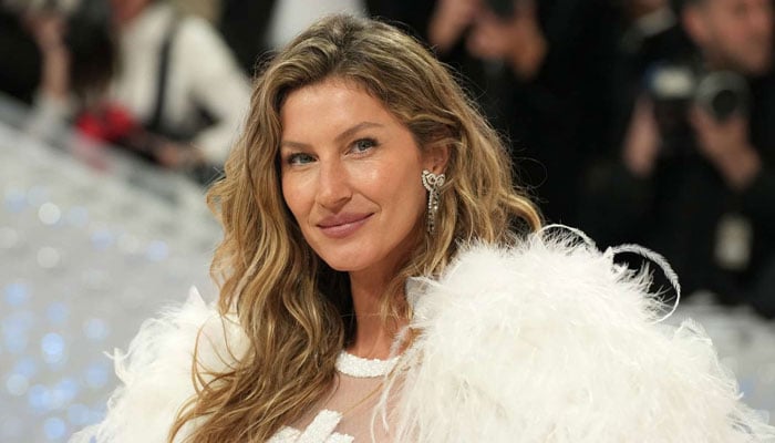 Gisele Bundchen shares glimpse of her baby bump