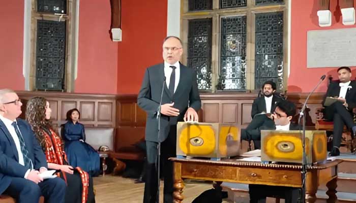 Federal Minister for Planning, Development, and Special Initiatives Ahsan Iqbal speaking during Oxford Union Debate, London. — APP