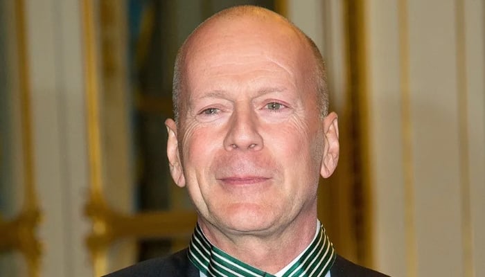 Photo: Bruce Willis not the same anymore amid health scares: Source