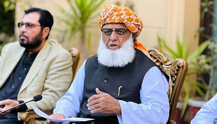 PDM chief Maulana Fazlur Rehman addressing a press conference in Islamabad on March 5, 2023. — APP