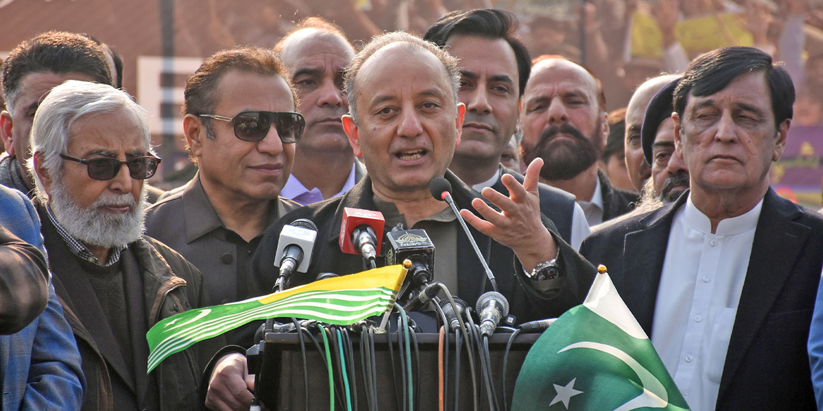 The Minister of Energy Musadik Malik addressing the solidarity of the Kashmir on foot from the MOFA in D -CHOWK in Islamabad on February 5, 2025. - Online