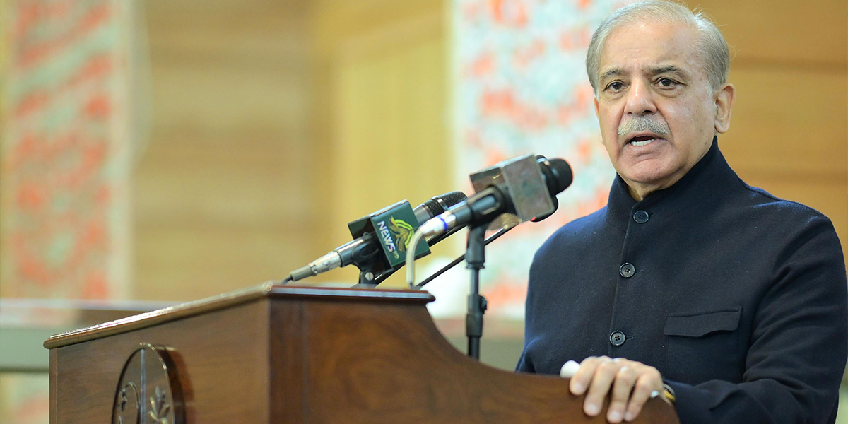 Prime Minister Muhammad Shehbaz Sharif addresses the AJK legislative assembly on the day of cashmere solidarity in Muzaffarabad, Azaad Jammu and Cashmire (AJK). - Online