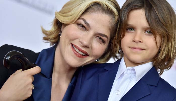 Selma Blair opens up about darkest days of early motherhood