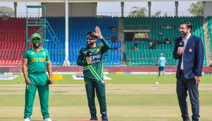 Pakistan captain Mohammad Rizwan pictured alongside South Africas skipper Temba Bavuma during the toss for the tri-series match at Karachis National Stadium on February 12, 2025. — PCB