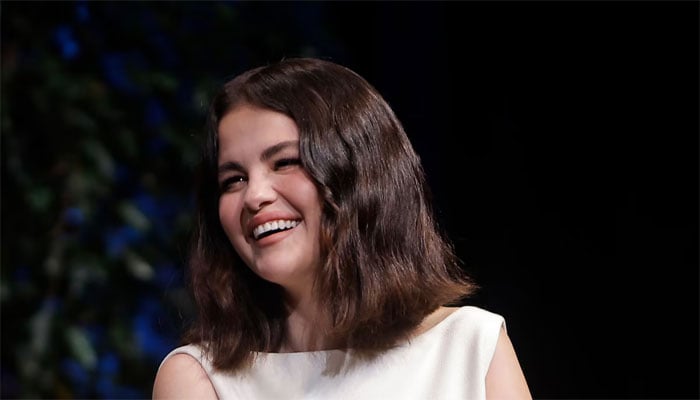 Selena Gomez to surprise fans with upcoming project?