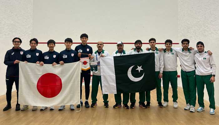 This undated image shows the Japanese Junior Squash team (left) and the Pakistani Junior Squash team. — Reporter