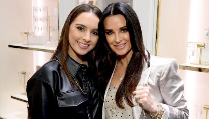 Kyle Richards spills the tea on Alexia Umanskys wedding plans