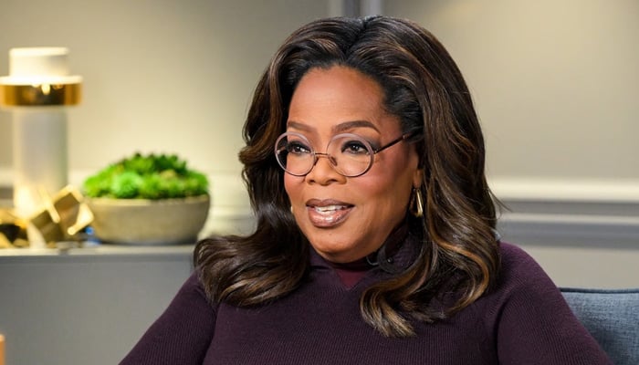 Oprah Winfrey flaunts her figure in casual outing in California