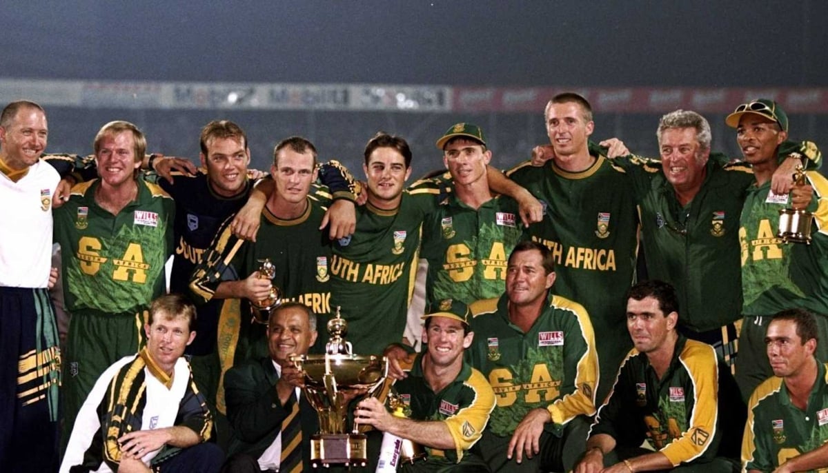 South African team pose as winners for the first edition of ICC Champions Trophy. — ICC/File