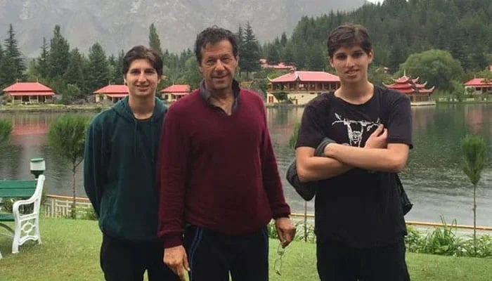 The founder of PTI, Imran Khan, imagined with his sons, Sulaiman and Qasim. - Facebook / Imran Khan / File