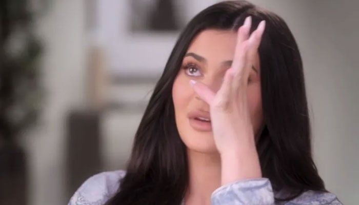 Kylie Jenner gets bad news about her hairstylist