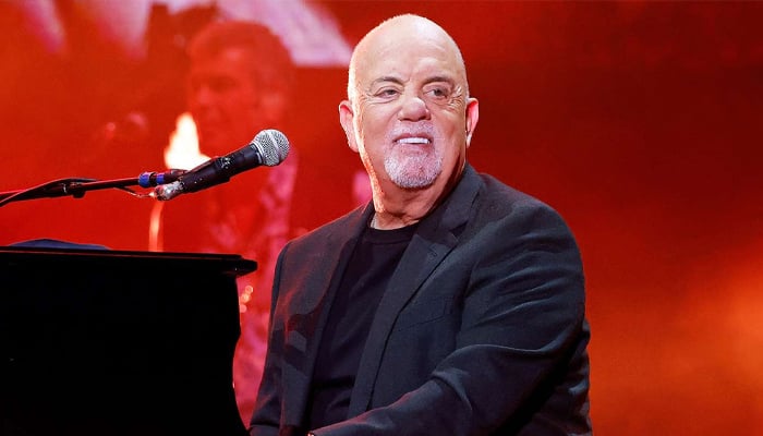 Billy Joel sparks health concerns after horrific stage fall