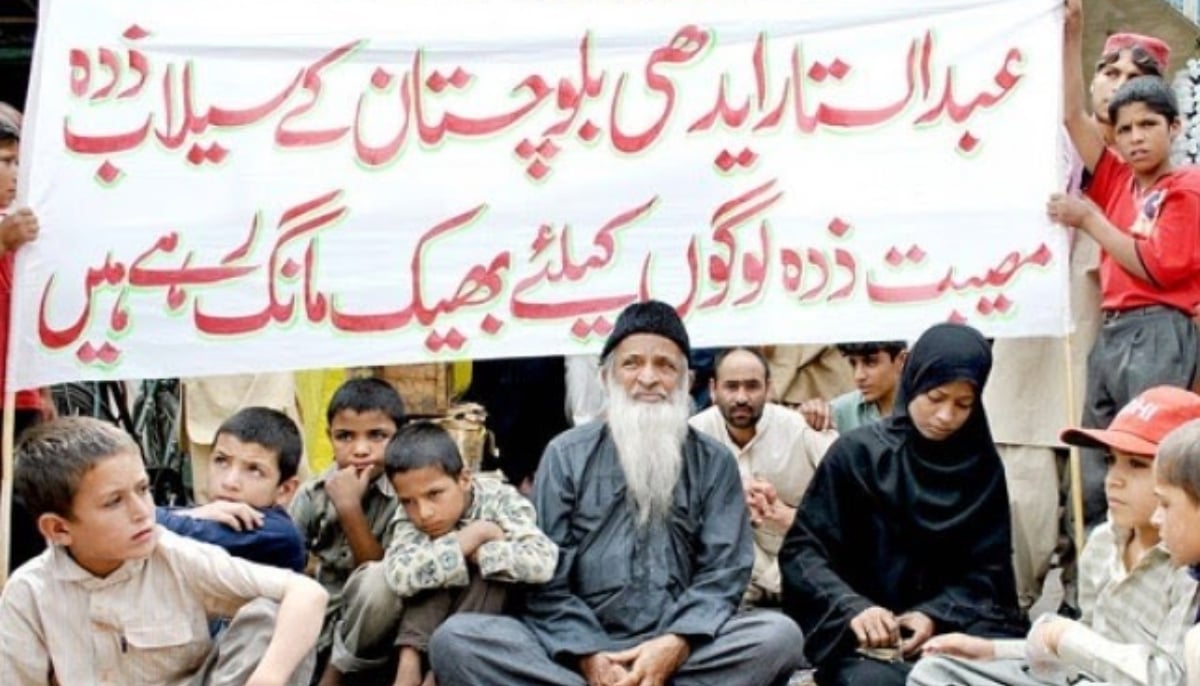 Abdul Sattar Edhi is begging for funds to support people of Balochistan during devastating floods. — United People Global/File