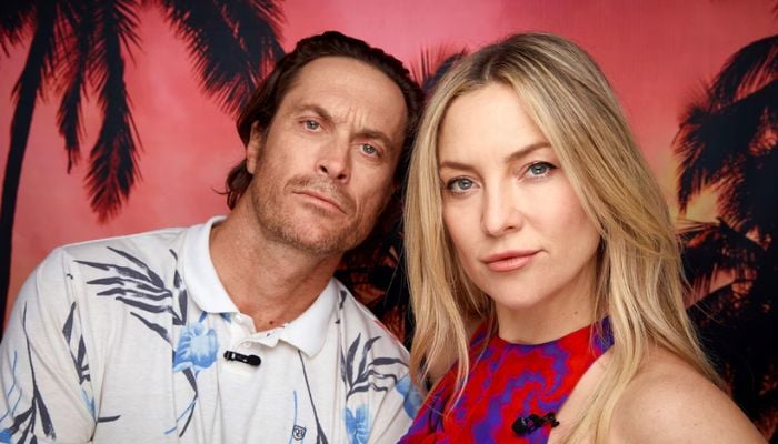 Oliver Hudson flies into a rage over his sister Kate’s new show