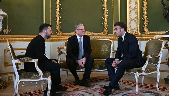 Ukraines President Volodymyr Zelensky (left), UK PM Keir Starmer (centre) and Frances President Emmanuel Macron hold a meeting during a summit at Lancaster House in central London, UK on March 2, 2025. — Reuters