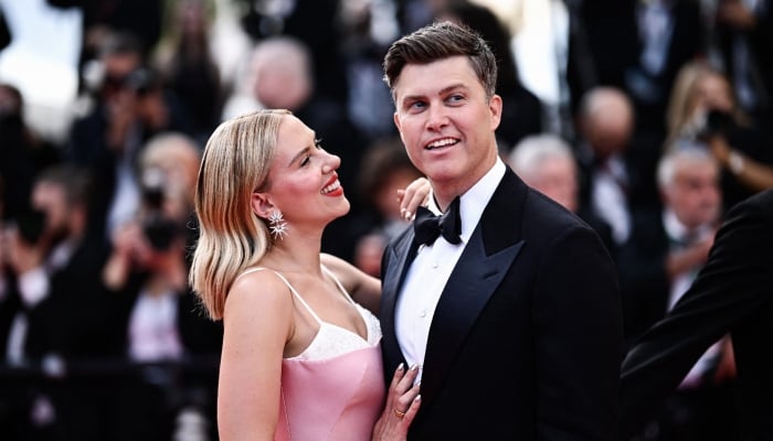 Photo: Scarlett Johansson, Colin Jost spark pregnancy rumours: Report