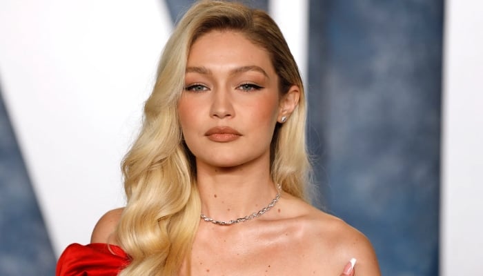 Photo: Gigi Hadid gives herself a new name: Hannah Montana of fashion