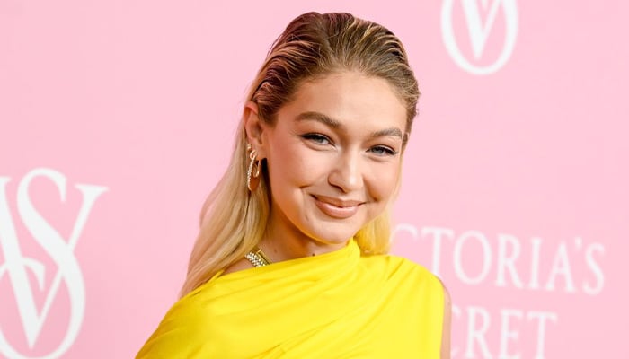 Gigi Hadid dons gold amid wardrobe malfunction in NYC