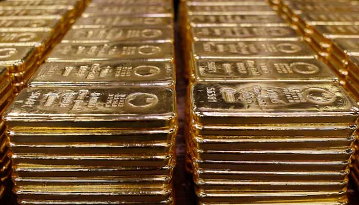 Bars of 250 gram fine gold are stored at a plant of gold refiner and bar manufacturer Argor-Heraeus SA in the southern Swiss town of Mendrisio. Picture taken on November 13, 2008. — Reuters