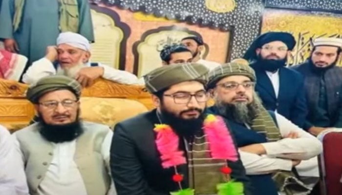 Maulana Abdul Haq Sani, son of late Hamid-ul-Haq Haqqani, pictured during a JUI-S meeting at Jamia Darul Uloom Haqqania, Akora Khattak on March 16, 2025. — Screengrab via Geo News