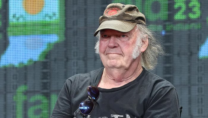 Neil Young follows The Cures Robert Smiths footsteps