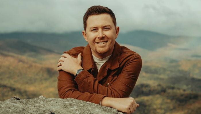 Scotty McCreery hints at family-filled summer adventure